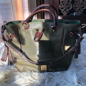 Dooney & Bourke purse